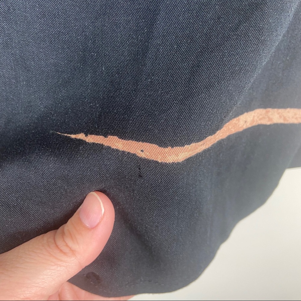 NIC+ZOE Abstract Animal Print Front Twist Top - Picture 13 of 15